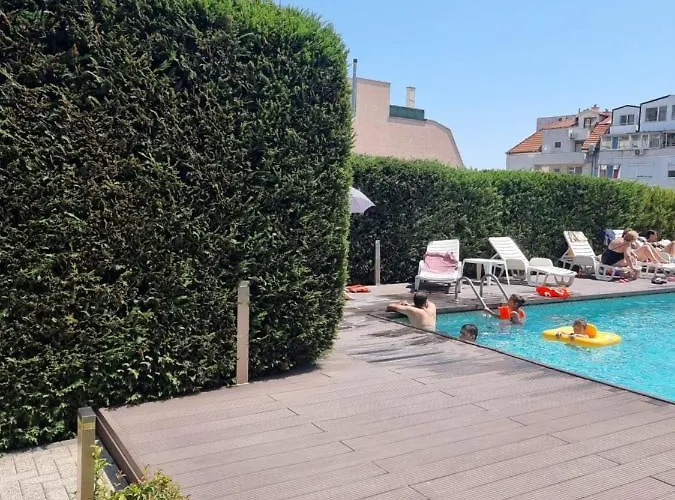 In Evargreen Complex With Terrace Apartment