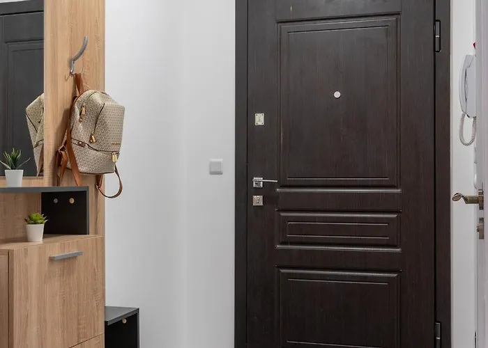 Апартаменти In Evargreen Complex With Terrace